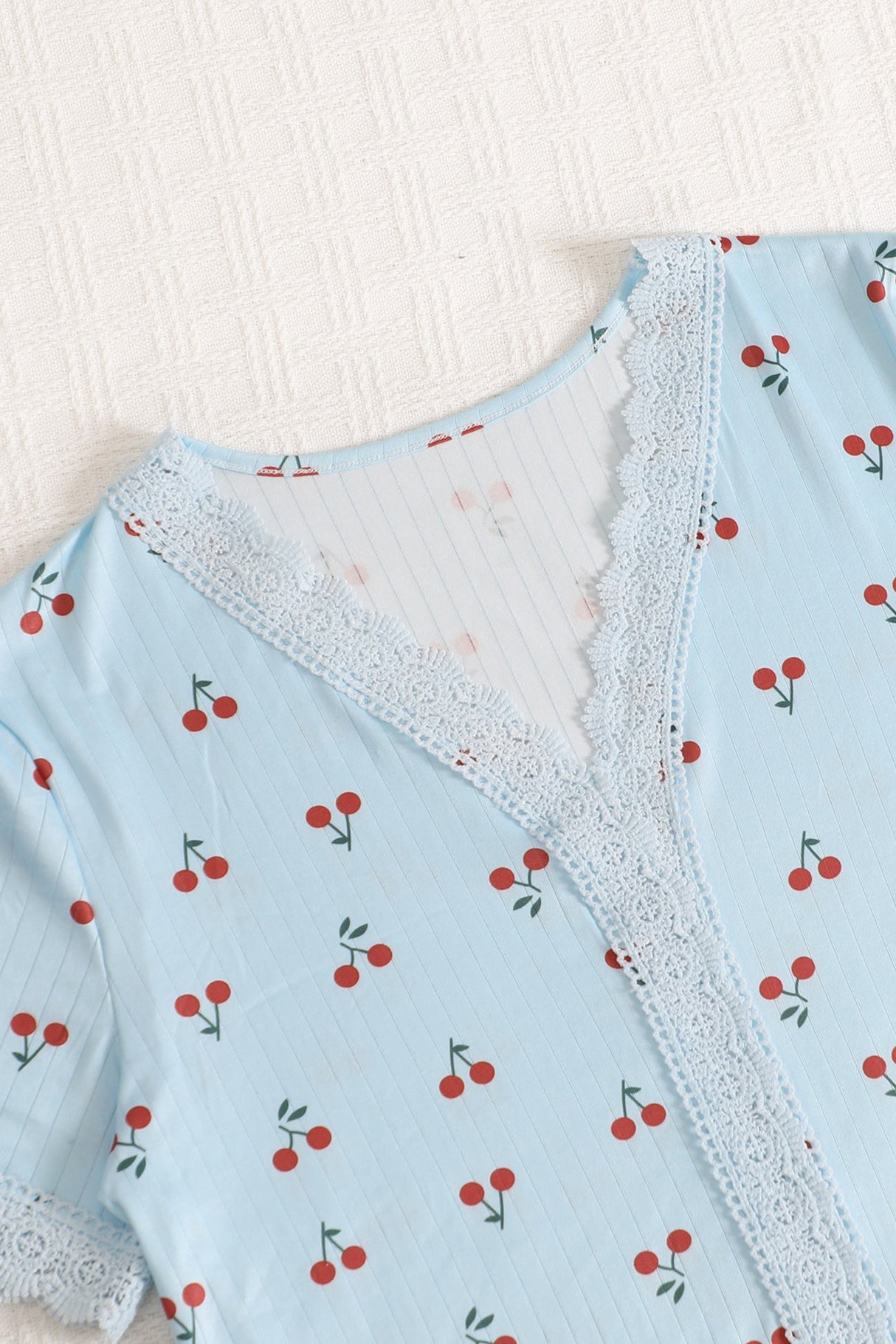 Arolora Lace Stitching Short-Sleeved Printed Loungewear