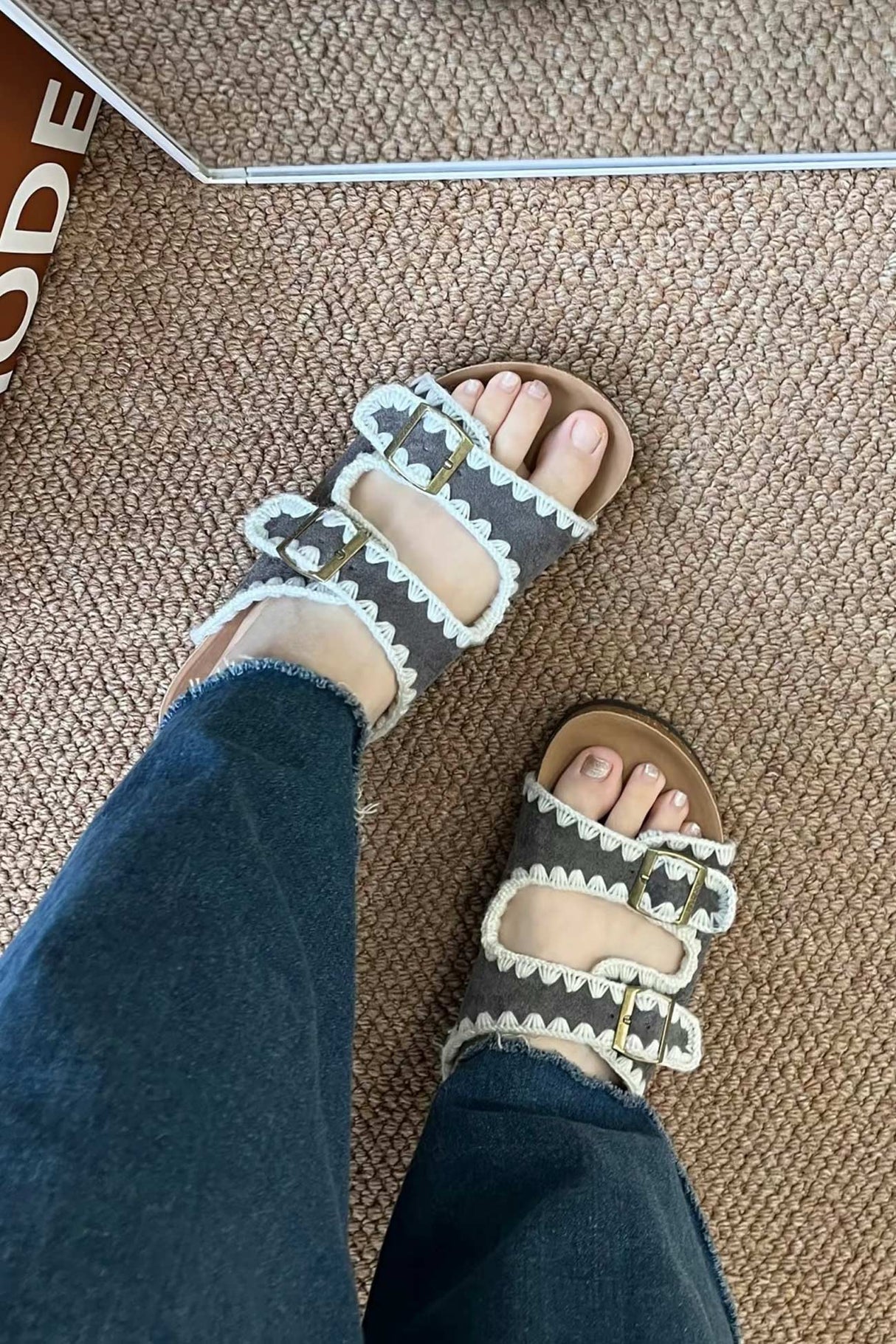 Arolora Candy Color Embroidery Platform Sandals