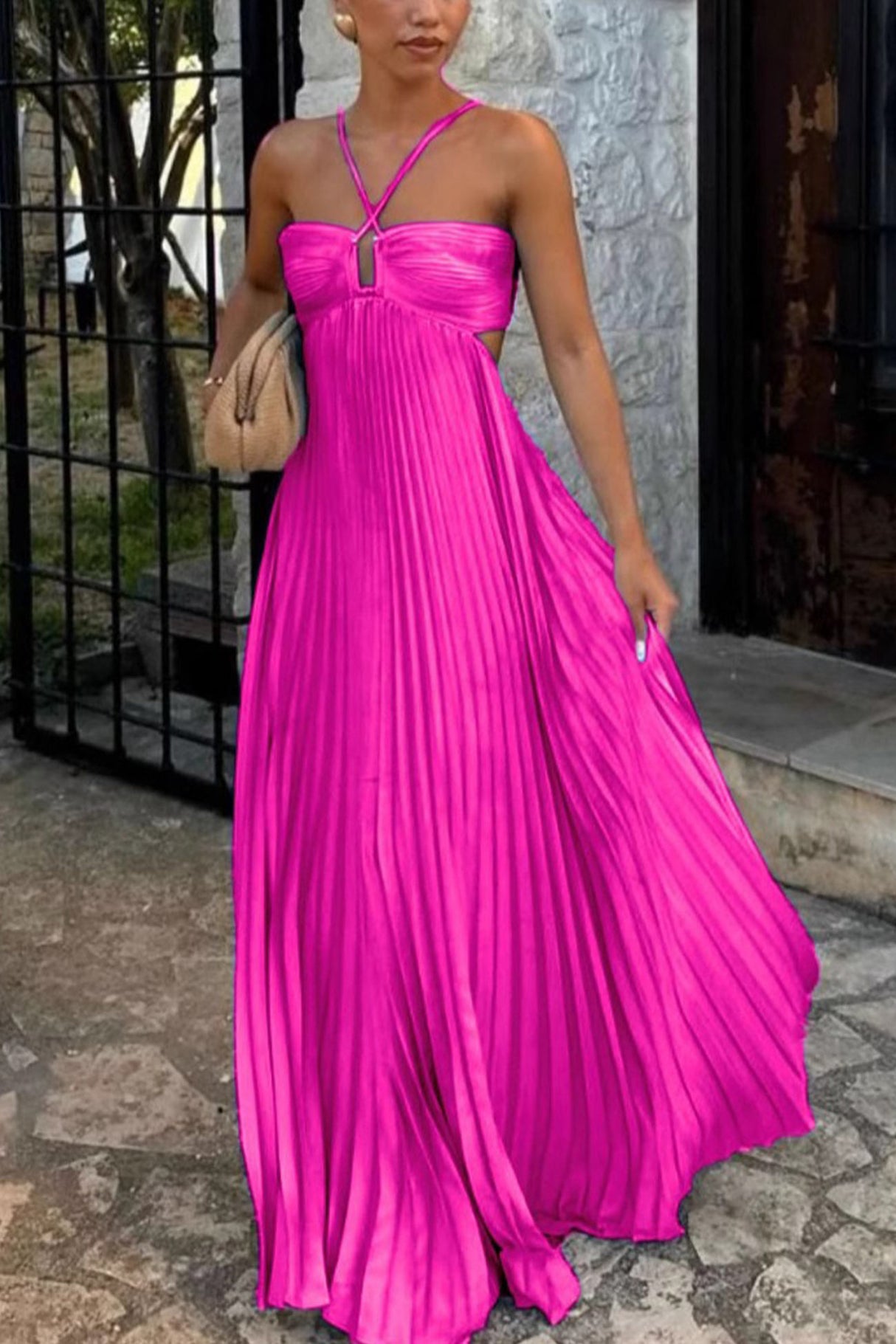 Arolora Halterneck Cutout Pleated Maxi Dress