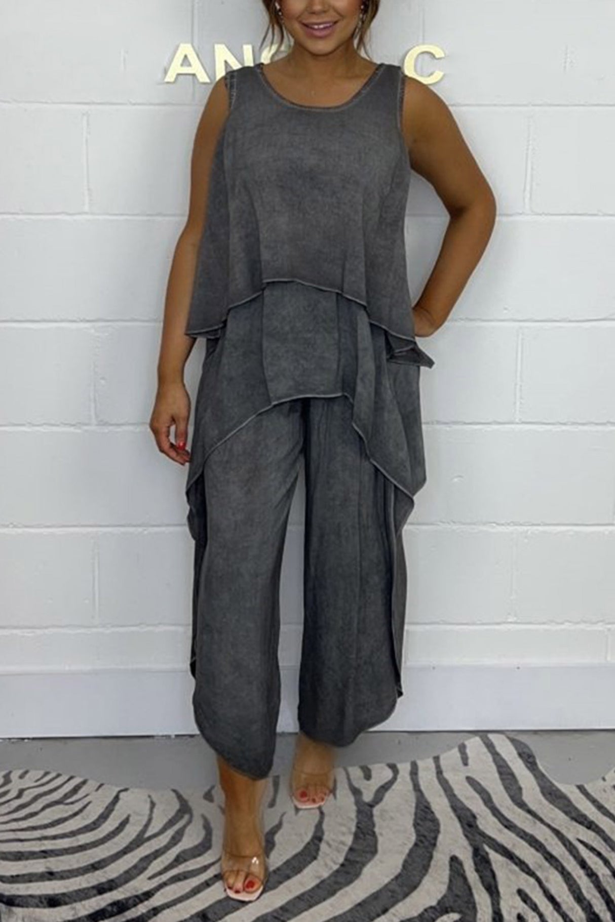 Arolora Solid Color Irregular Three-piece Outfit