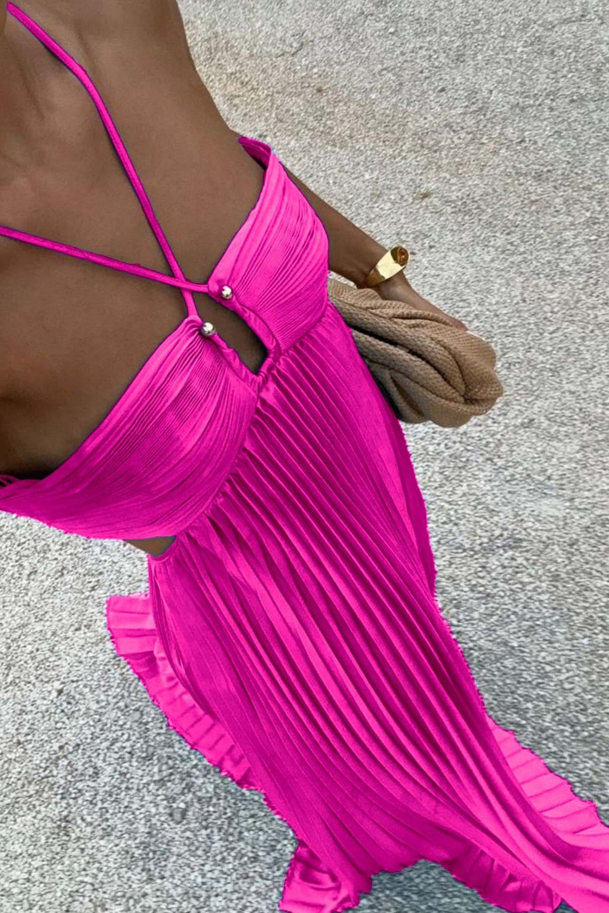 Arolora Halterneck Cutout Pleated Maxi Dress