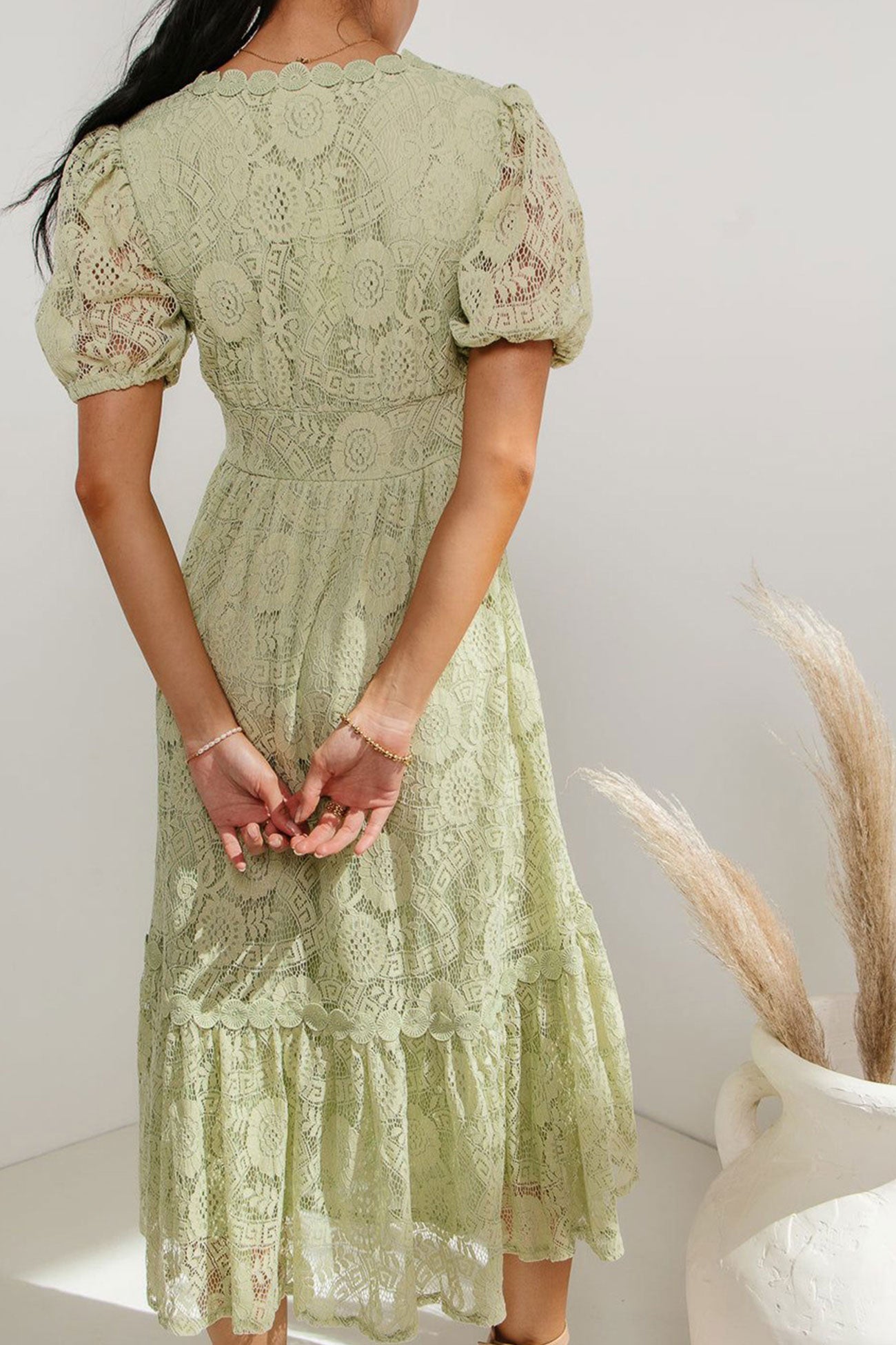 Arolora Lace Single-breasted Midi Dress