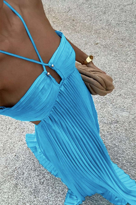 Arolora Halterneck Cutout Pleated Maxi Dress