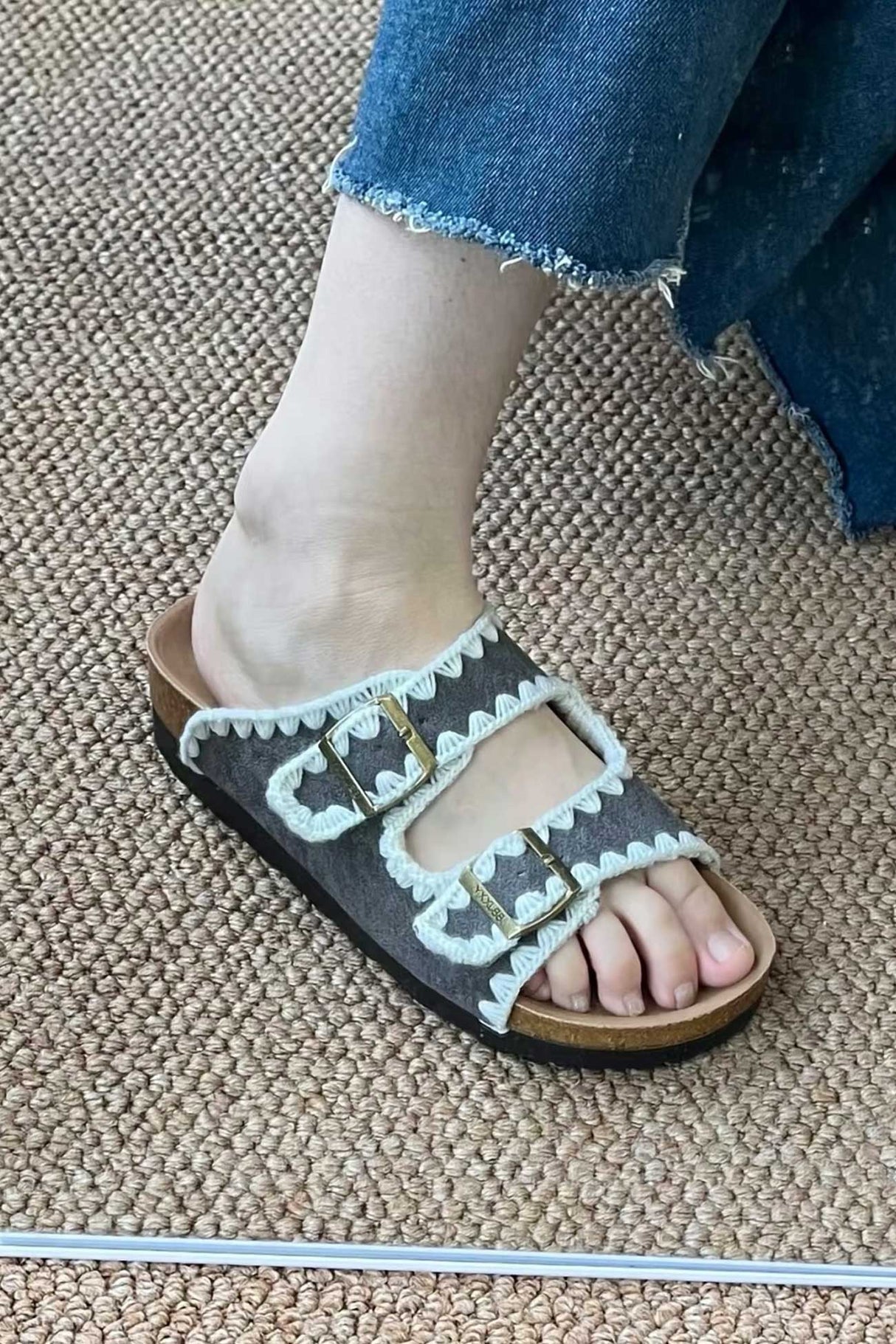 Arolora Candy Color Embroidery Platform Sandals