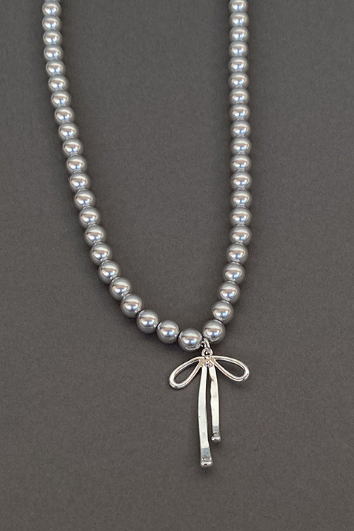 Bow Pendant Grey Pearl Necklace