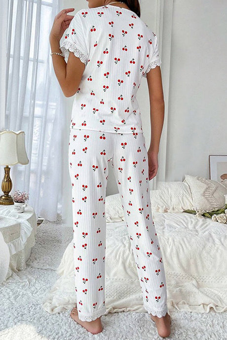 Arolora Lace Stitching Short-Sleeved Printed Loungewear