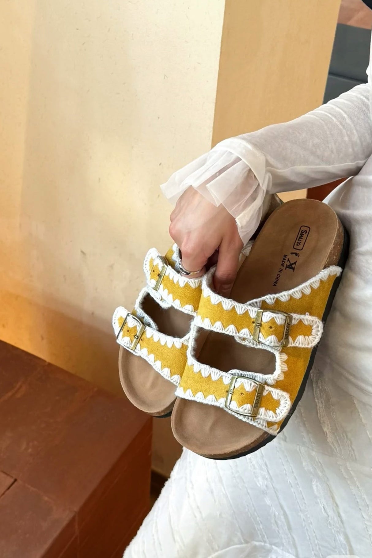 Arolora Candy Color Embroidery Platform Sandals