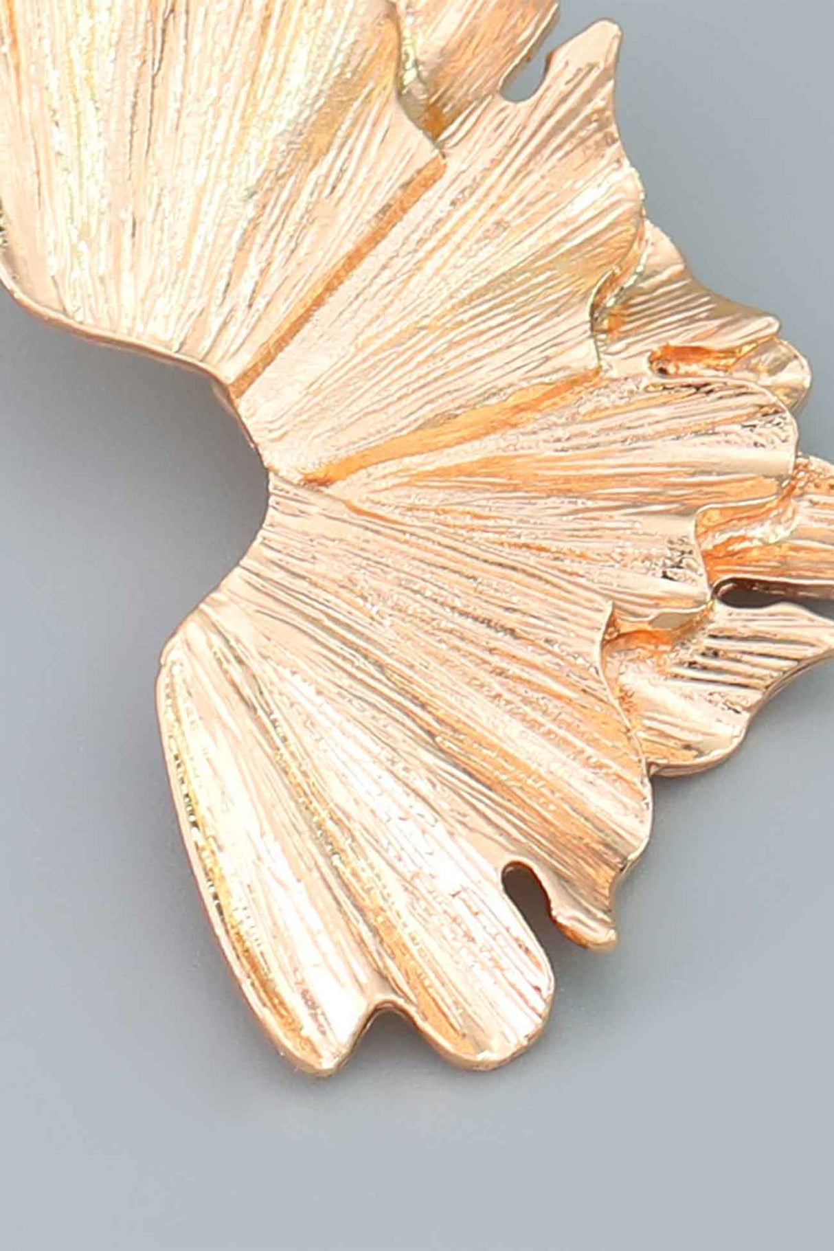 Metallic Flowers Earrings