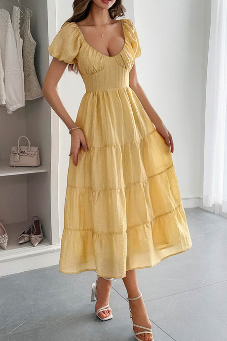 Arolora Low Cut Puff Sleeve Backless Tiered Dress