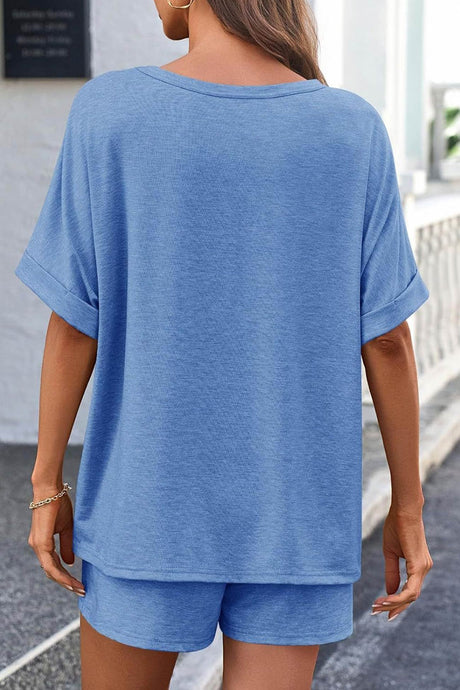 Arolora Solid Color Bat Sleeve T-shirt Shorts Set