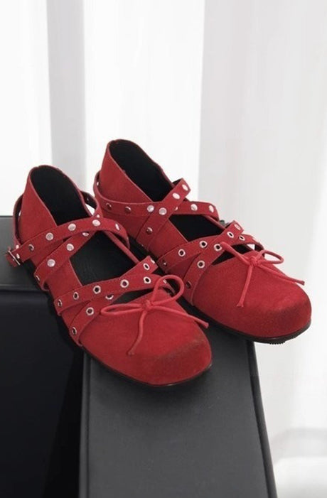 Bowknot Rivet Leather Ballet Flat