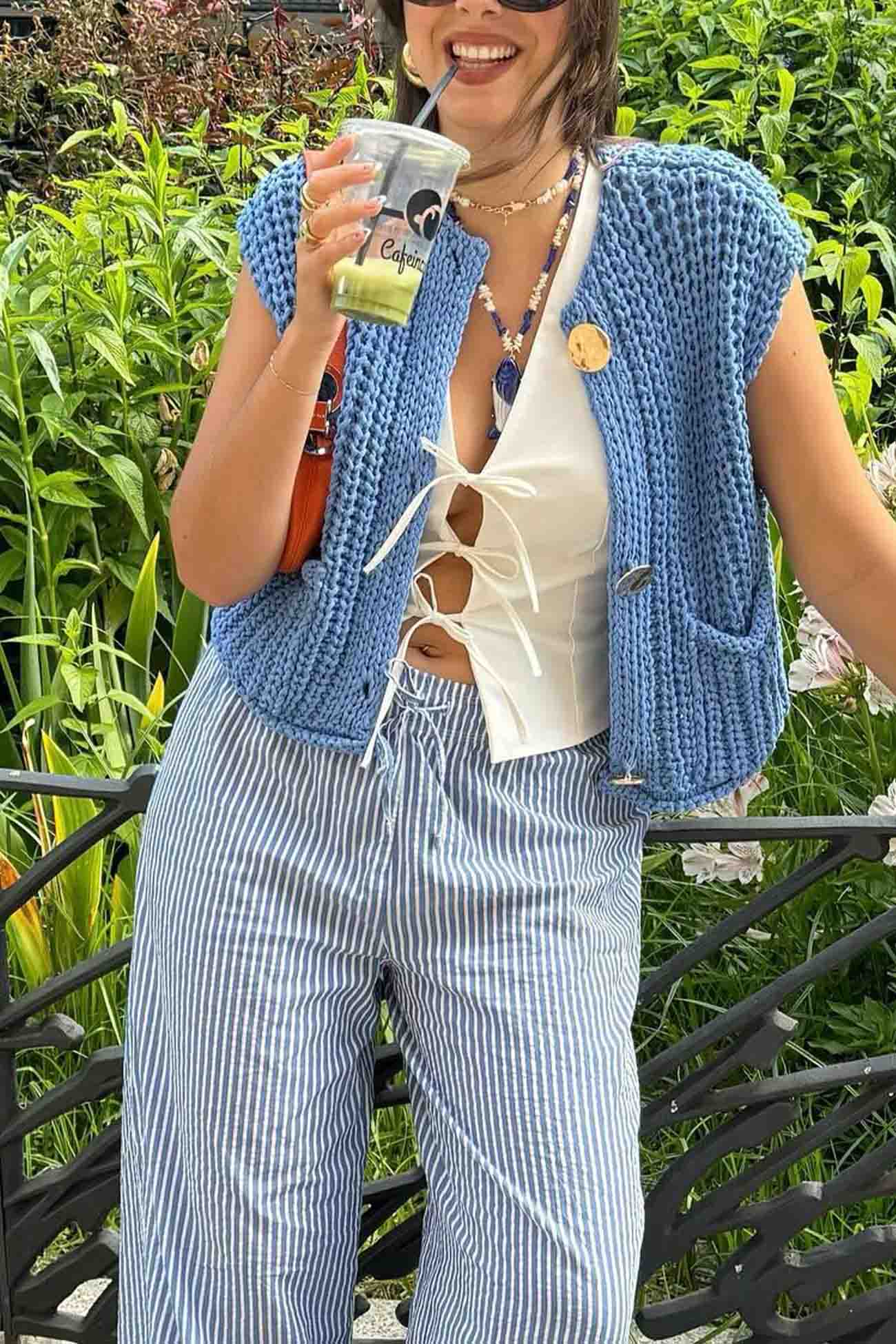 Arolora button-front-sleeveless-pocket-knit-cardigan