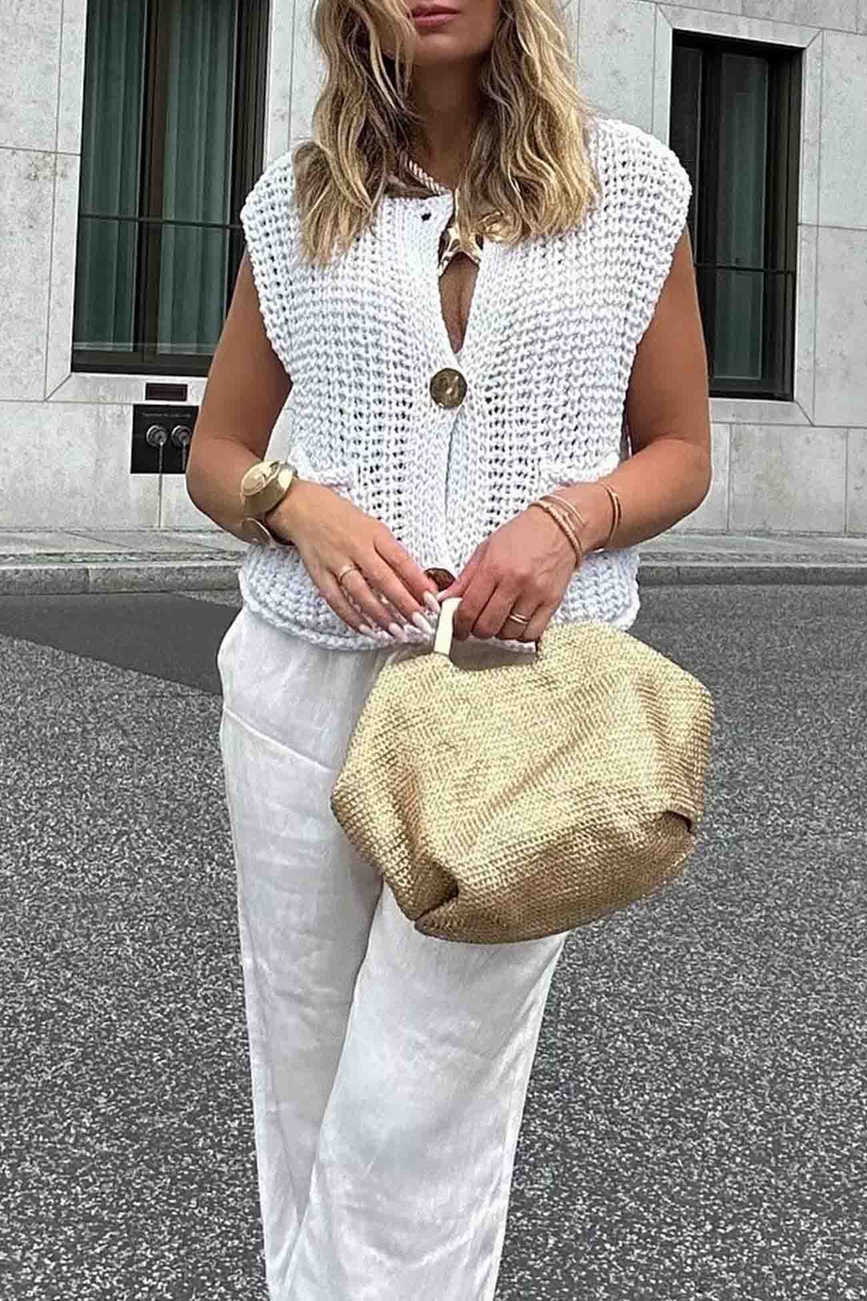 Arolora button-front-sleeveless-pocket-knit-cardigan