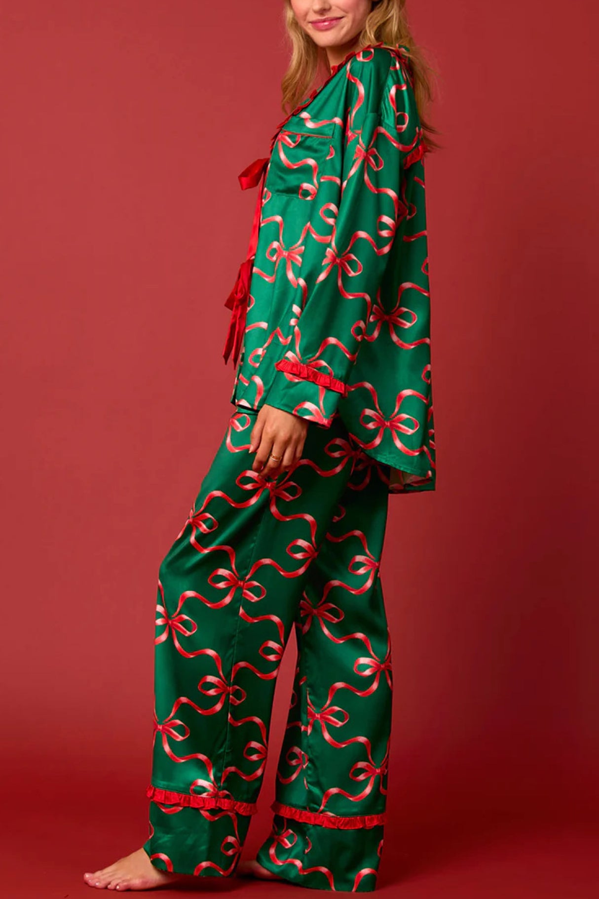 Christmas Bow-tie Long Sleeve Pajama Sets