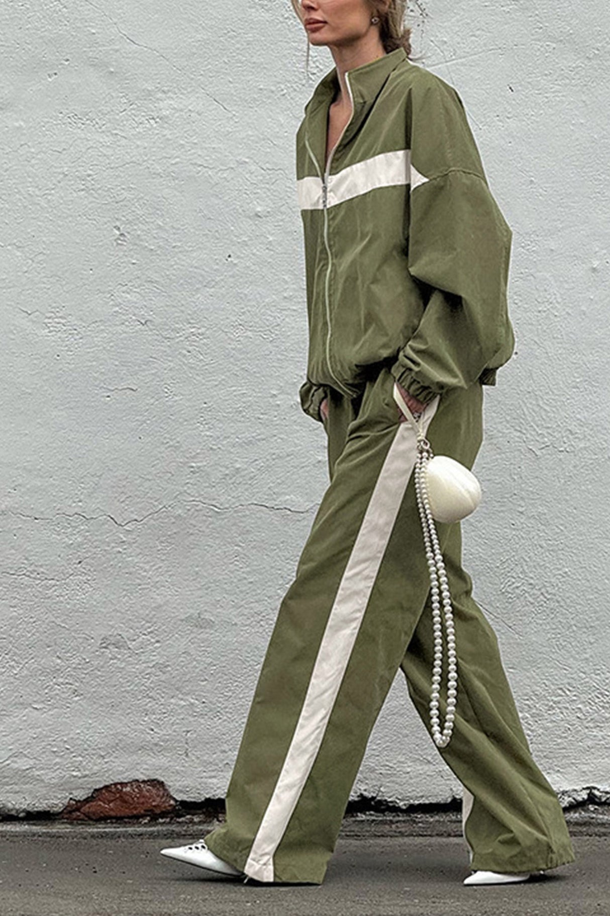 Contrast Stand Neck Tracksuits