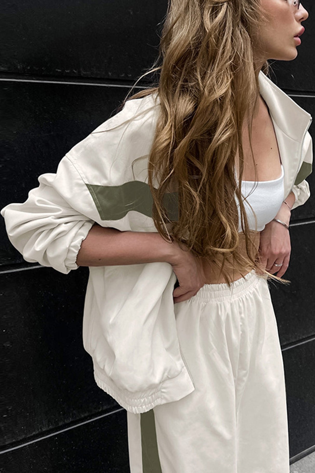 Contrast Stand Neck Tracksuits