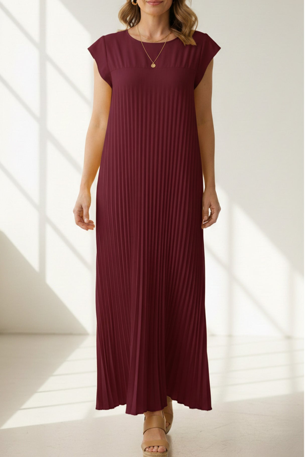 Crew Neck Cap Sleeve Pleated Dress