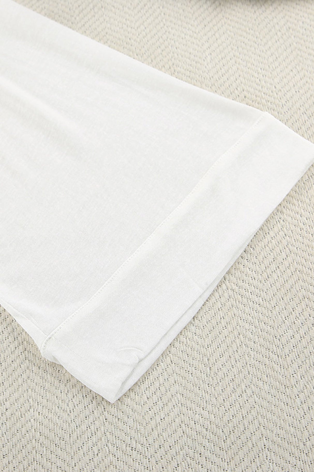 Arolora crew-neck-long-flare-sleeve-loungewear