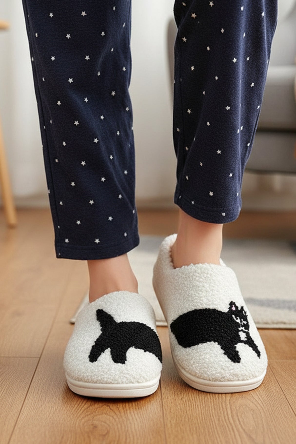 Dogs Cats Prints Plush Slippers