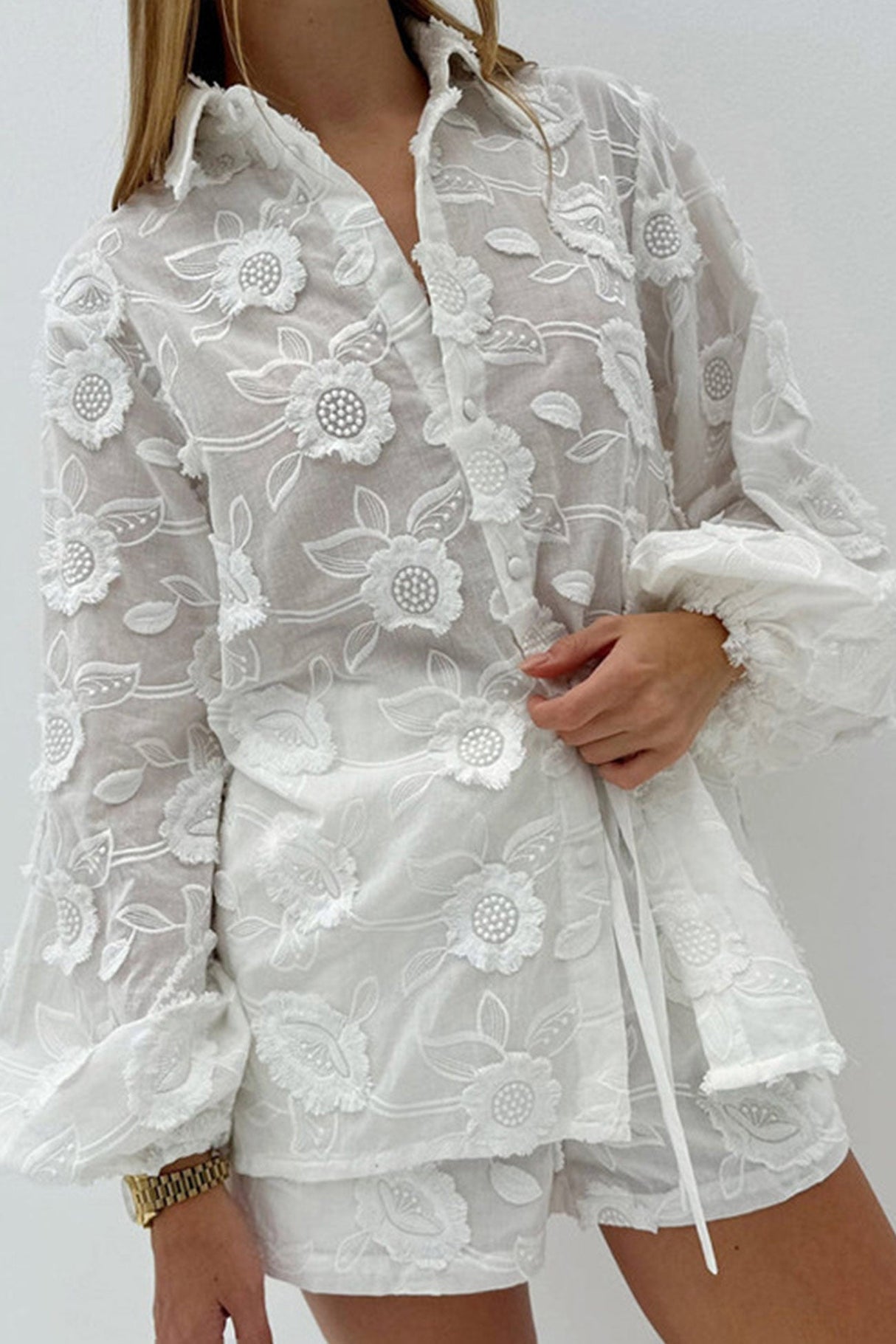 Arolora floral-embroidery-long-sleeve-shirt-suits