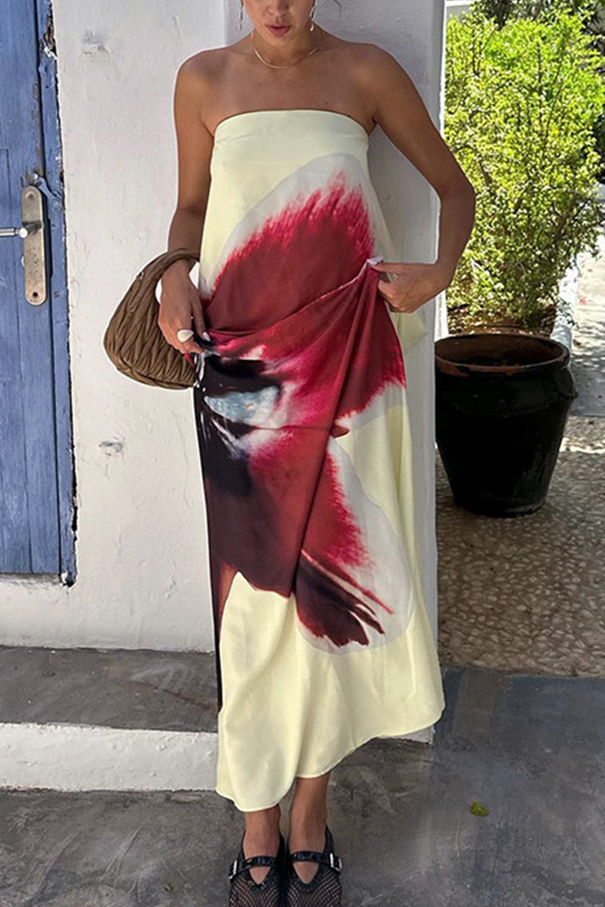 Arolora Floral Print Backless Maxi Dress