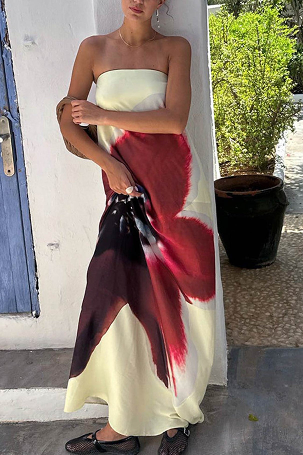 Arolora Floral Print Backless Maxi Dress