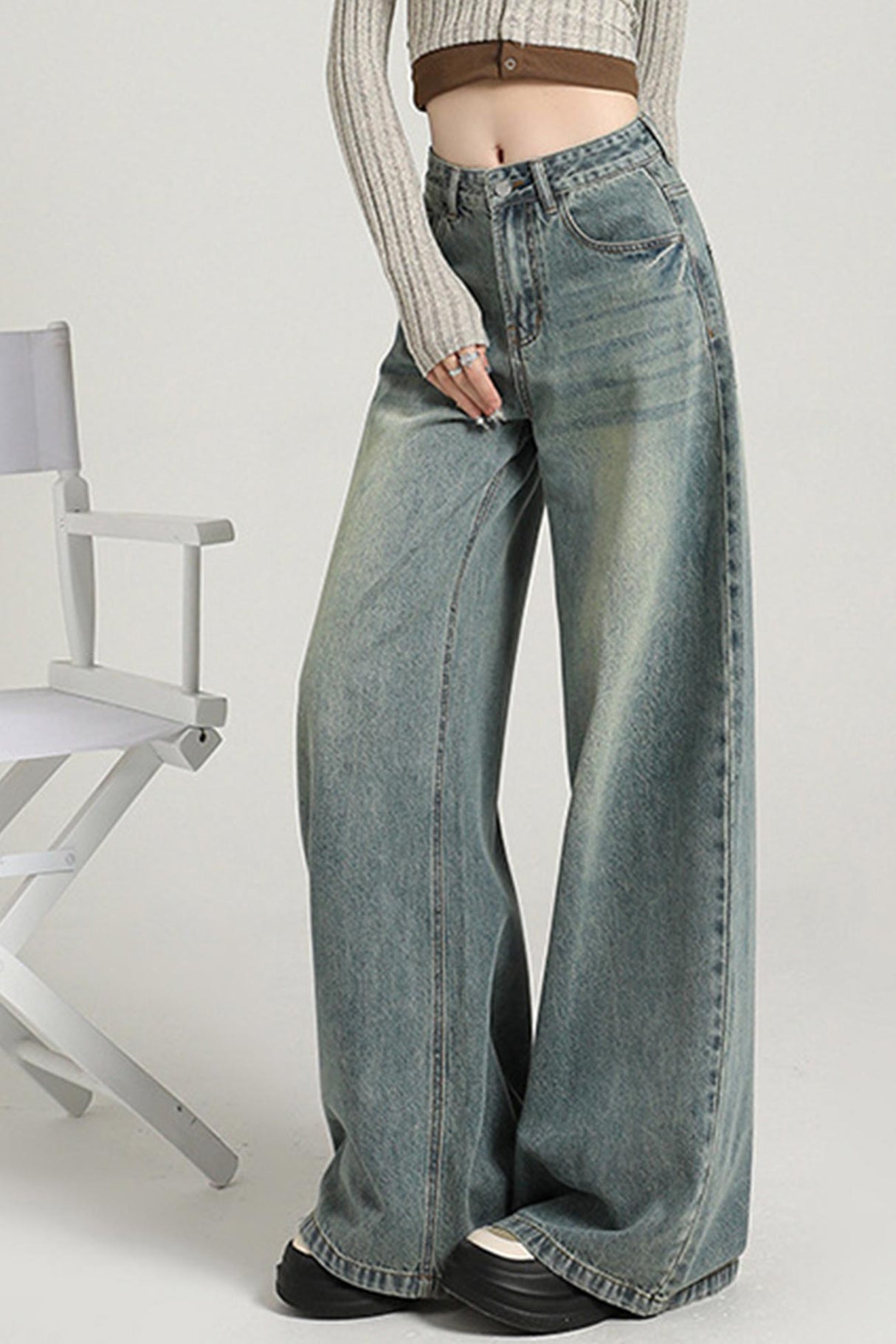 Arolora loose-high-rise-wide-leg-jeans