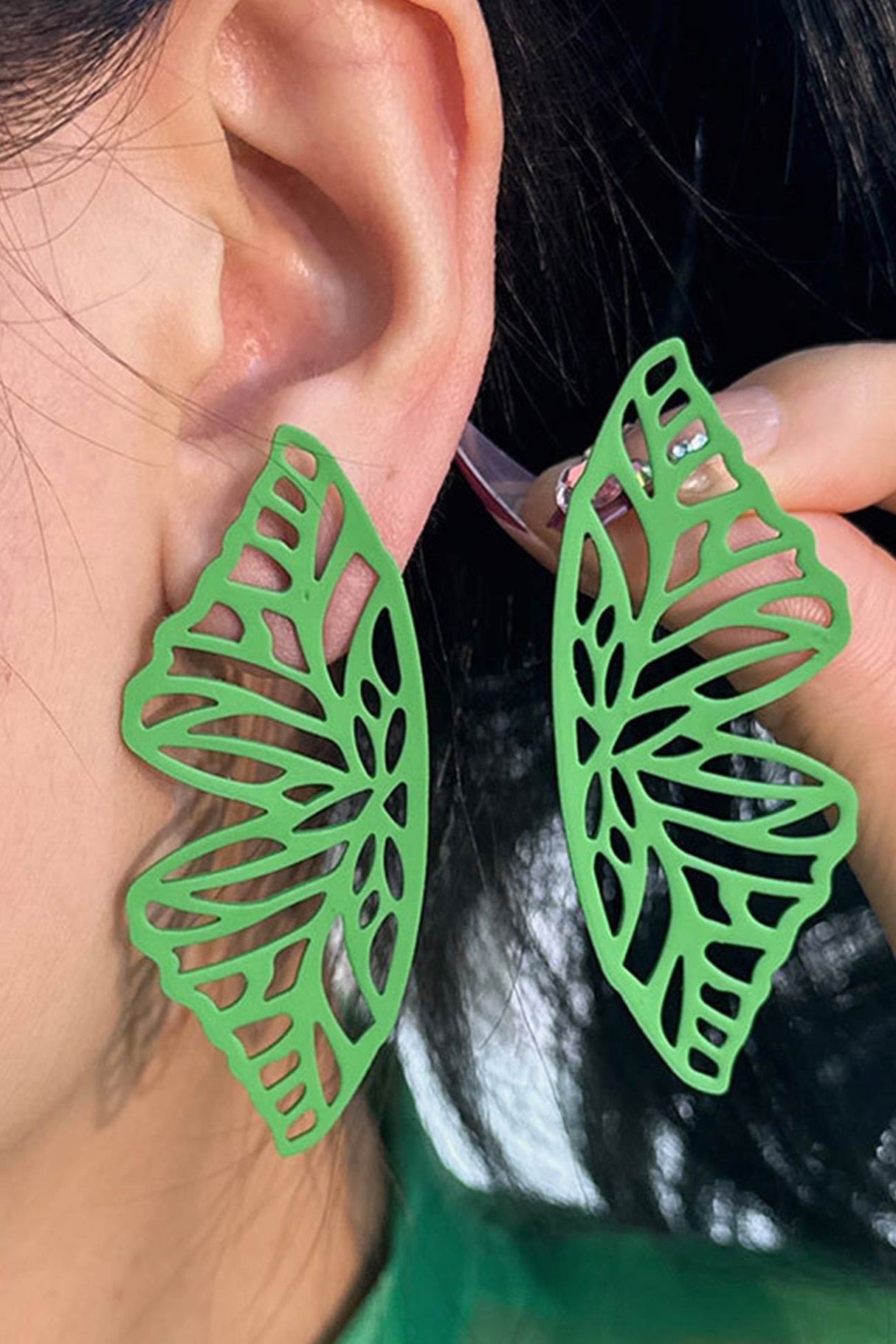 Hollow Out Buttrtfly Earrings