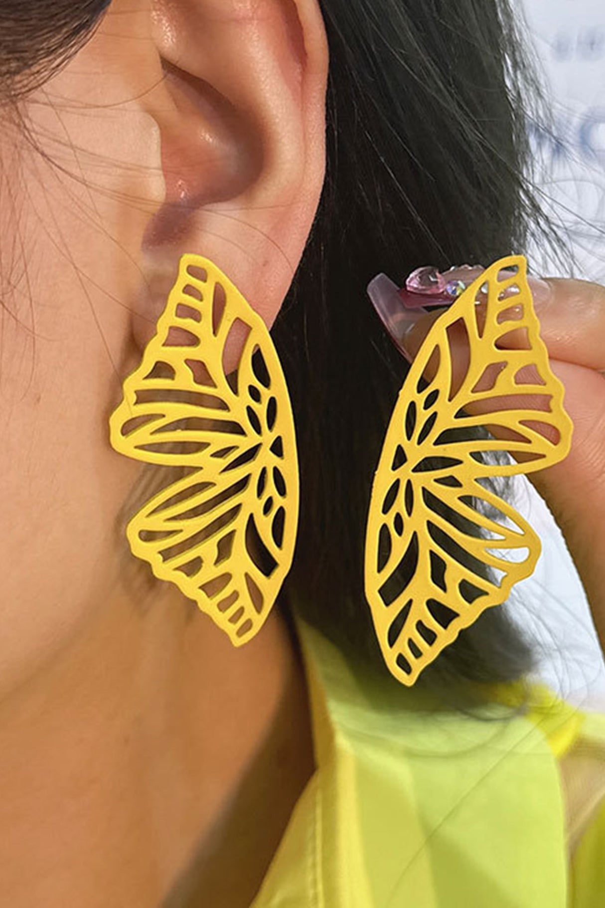 Hollow Out Buttrtfly Earrings