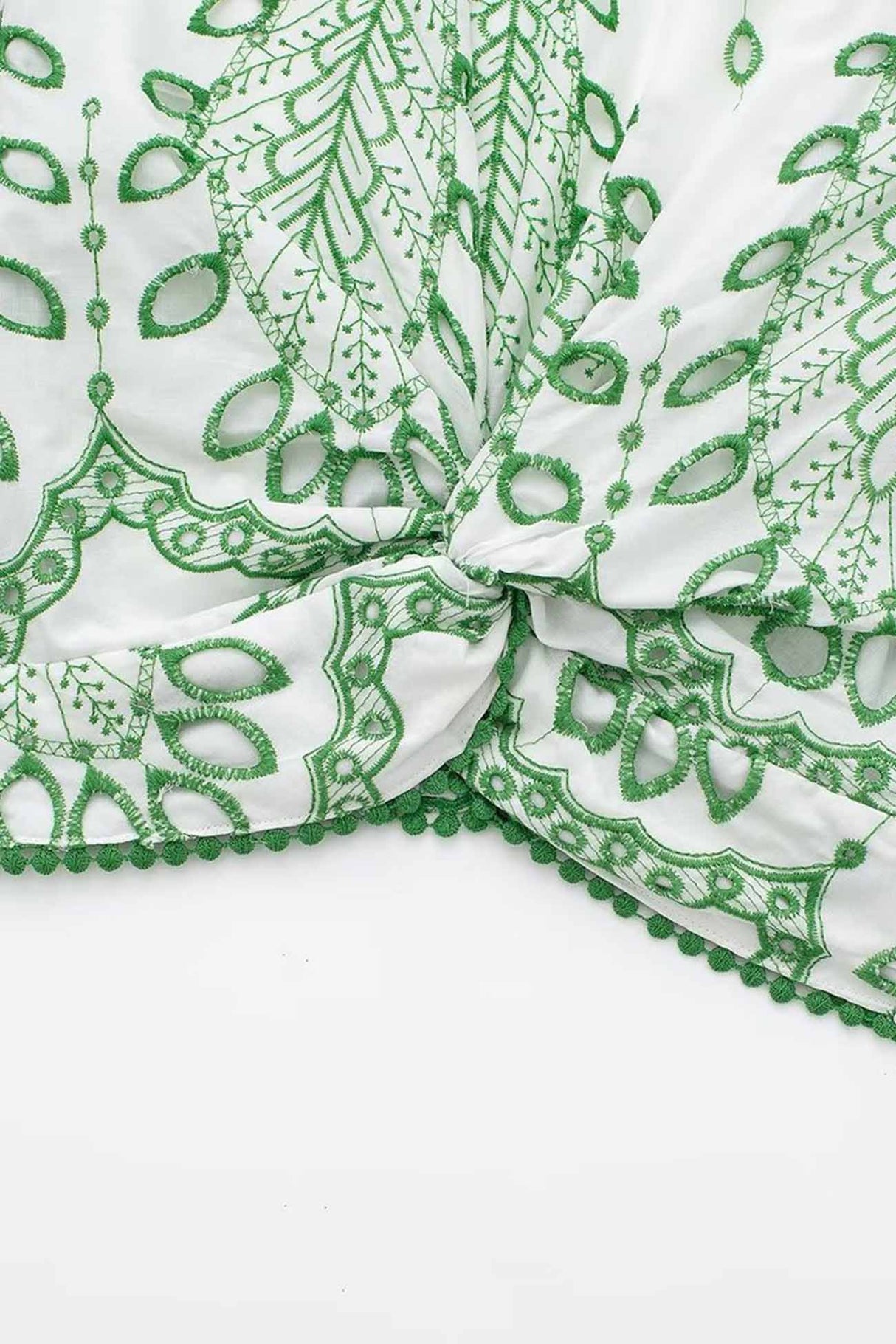 Hollow Embroidery V Neck Twisted Shorts Set