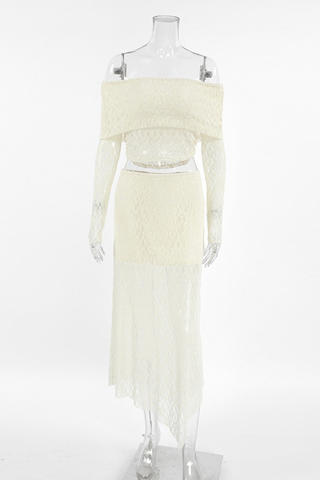 Arolora lace-boat-neck-crop-top-skirt-suits
