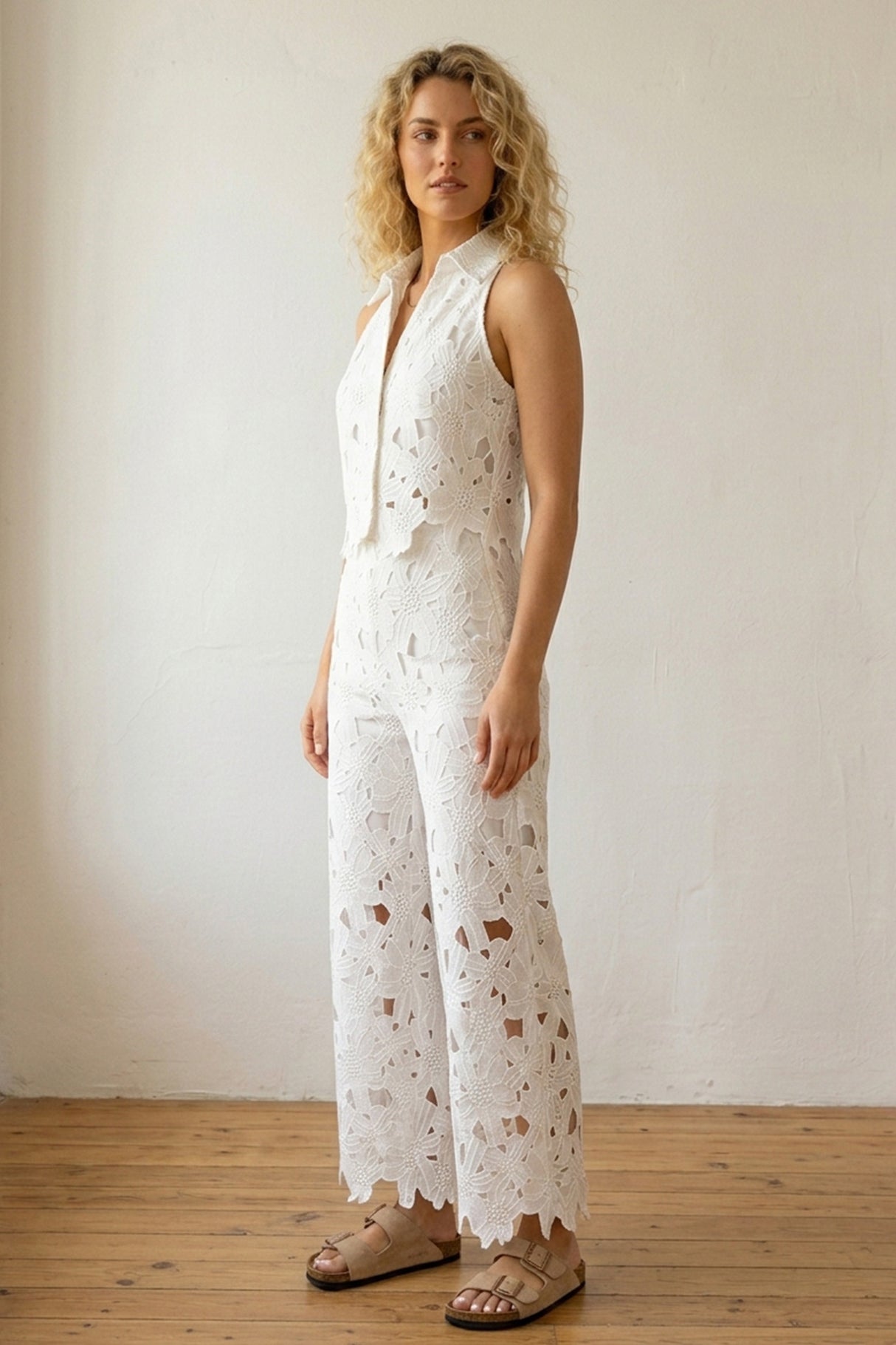 Lapel Hollow Out Lace Vest Pants Set