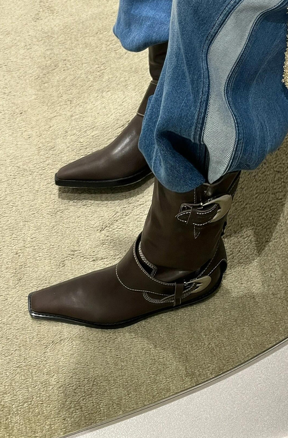 Metal Buckle Mid-calf Chelsea Western Boots