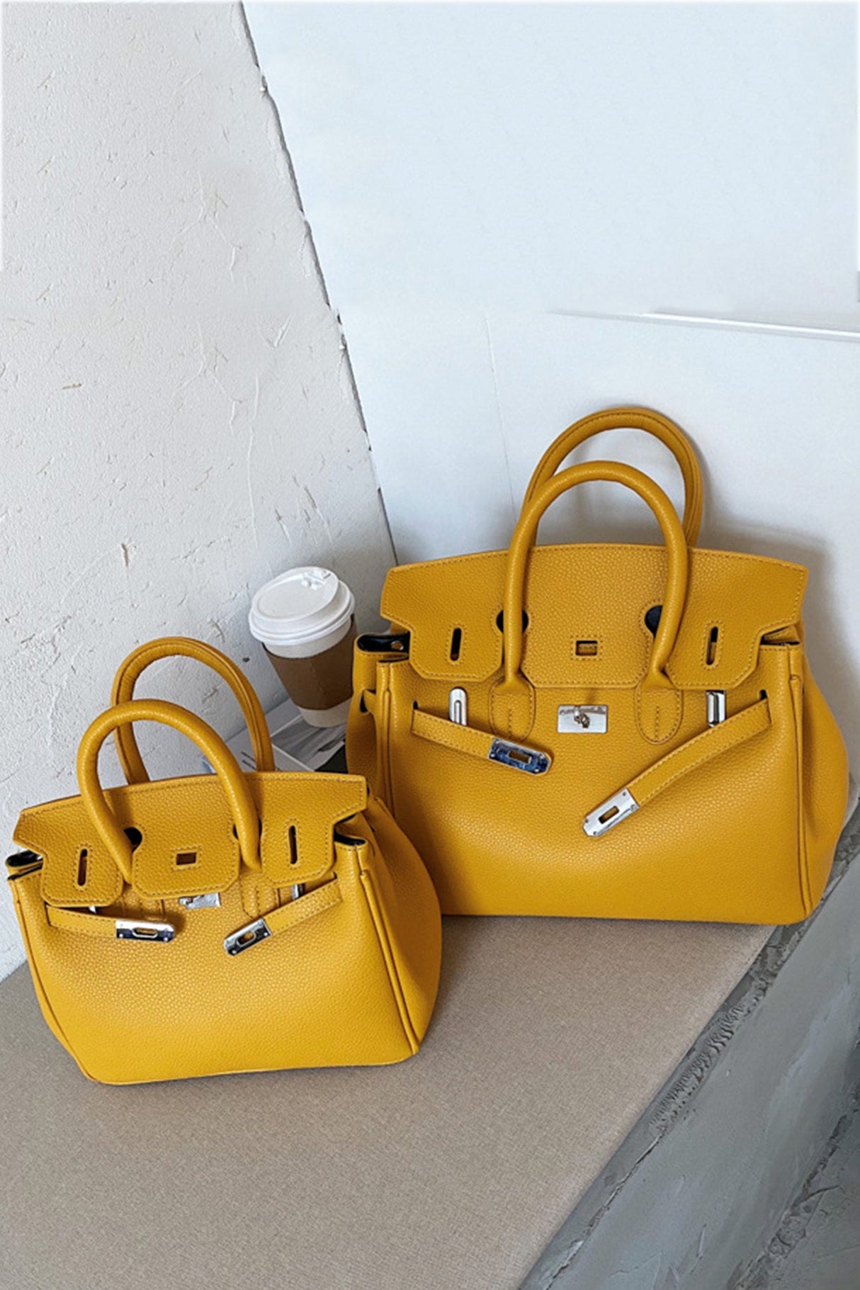 Arolora metal-buckle-solid-tote-bag