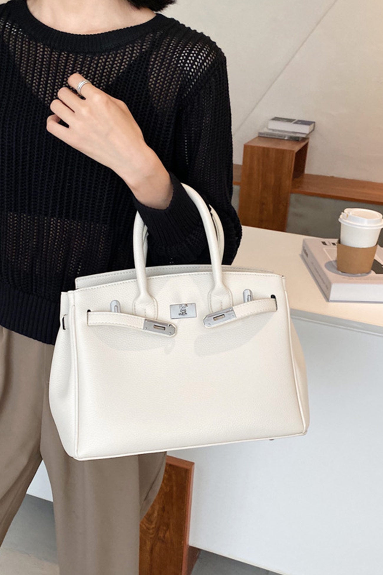 Arolora metal-buckle-solid-tote-bag