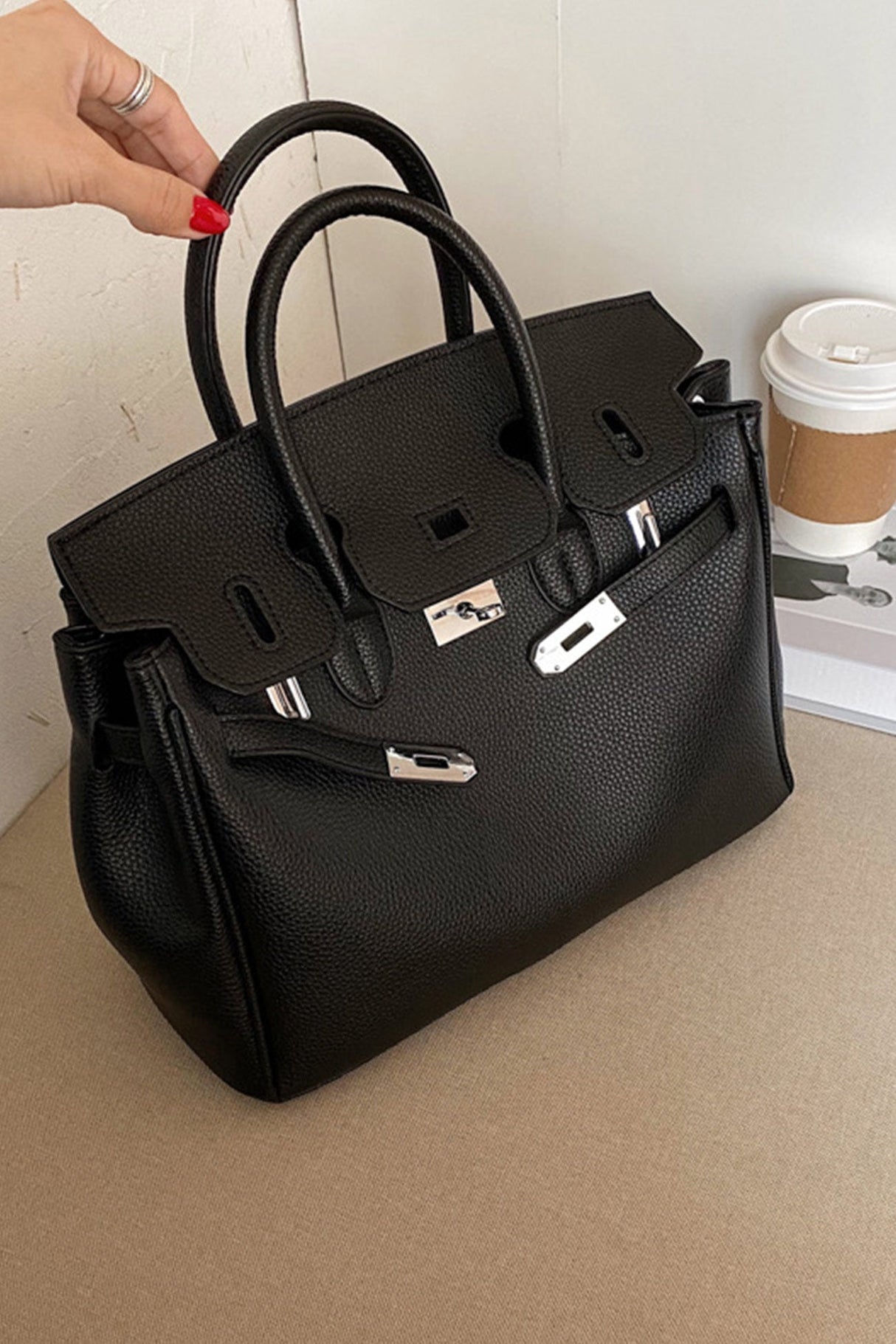 Arolora metal-buckle-solid-tote-bag