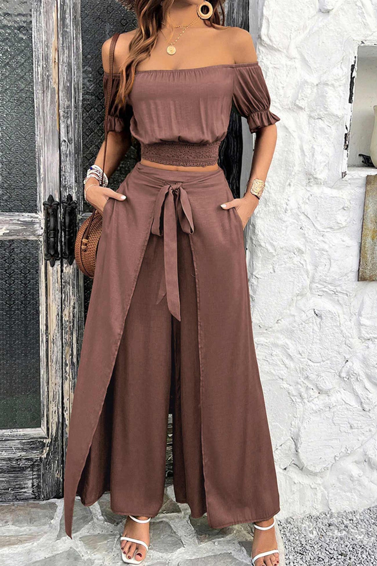 Arolora off-shoulder-crop-top-tie-up-pants-suits