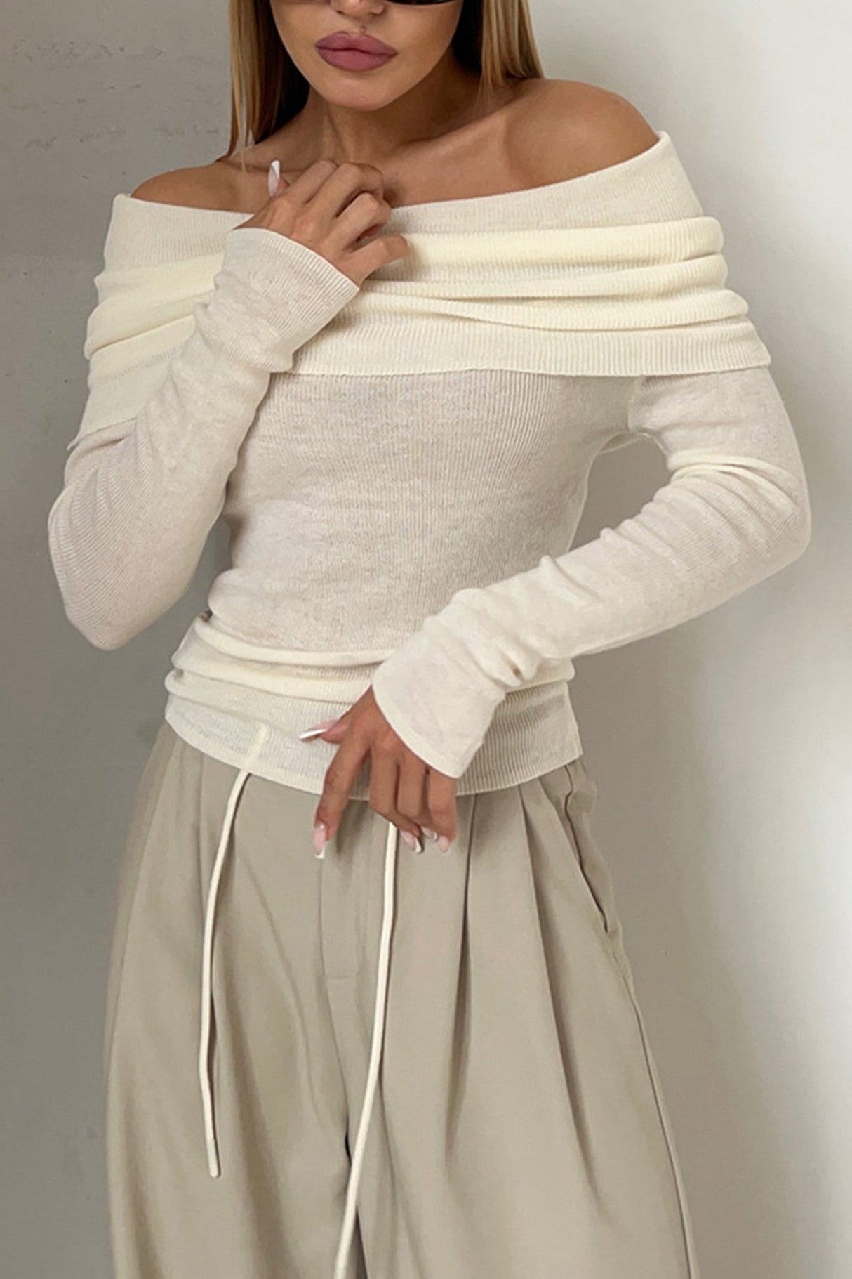 Arolora off-shoulder-long-sleeve-knit-tops