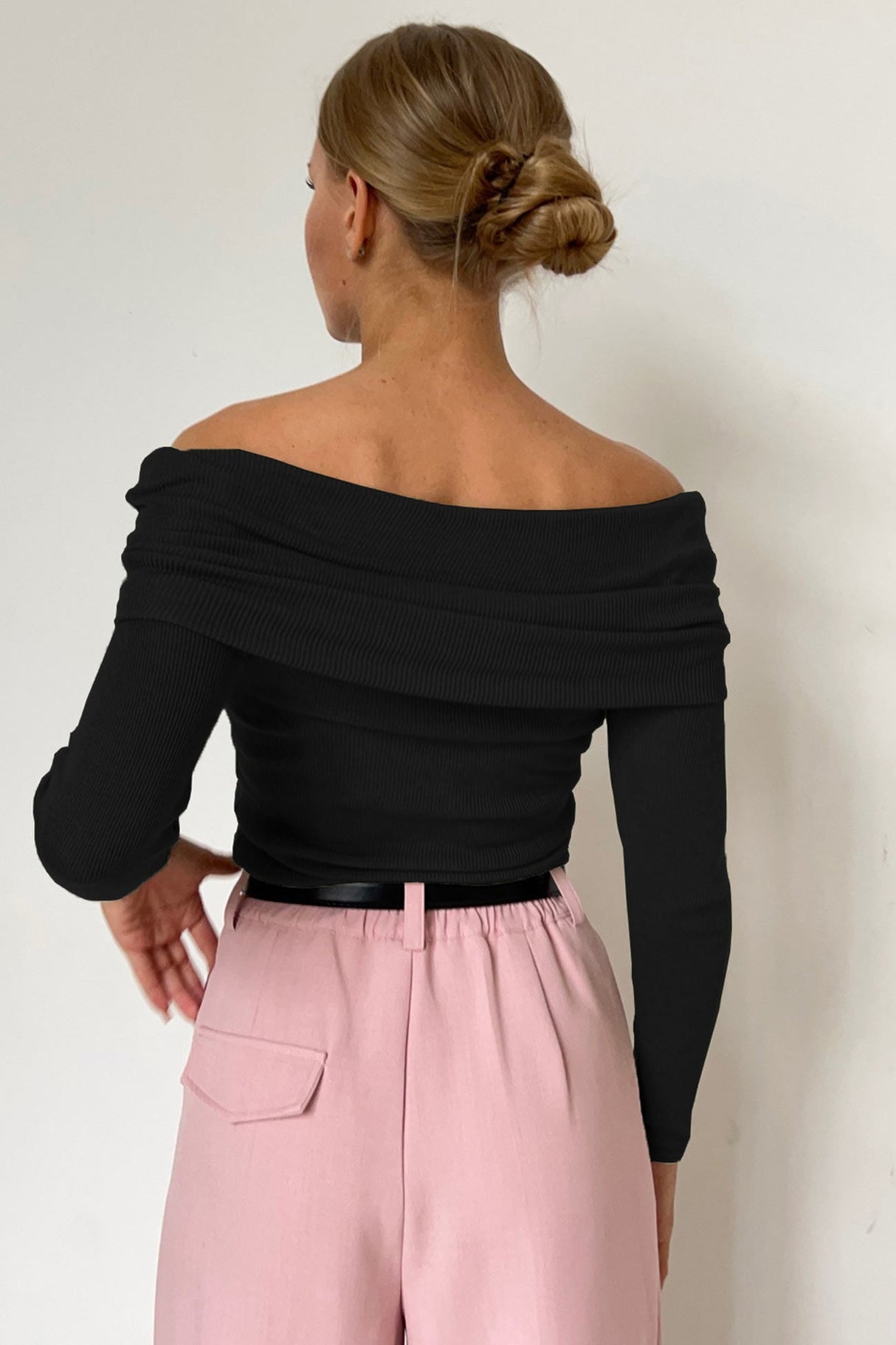 Arolora off-shoulder-long-sleeve-knit-tops