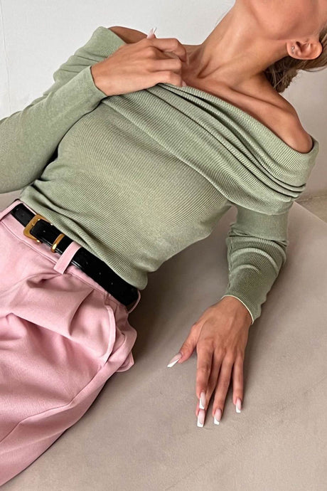 Arolora off-shoulder-long-sleeve-knit-tops
