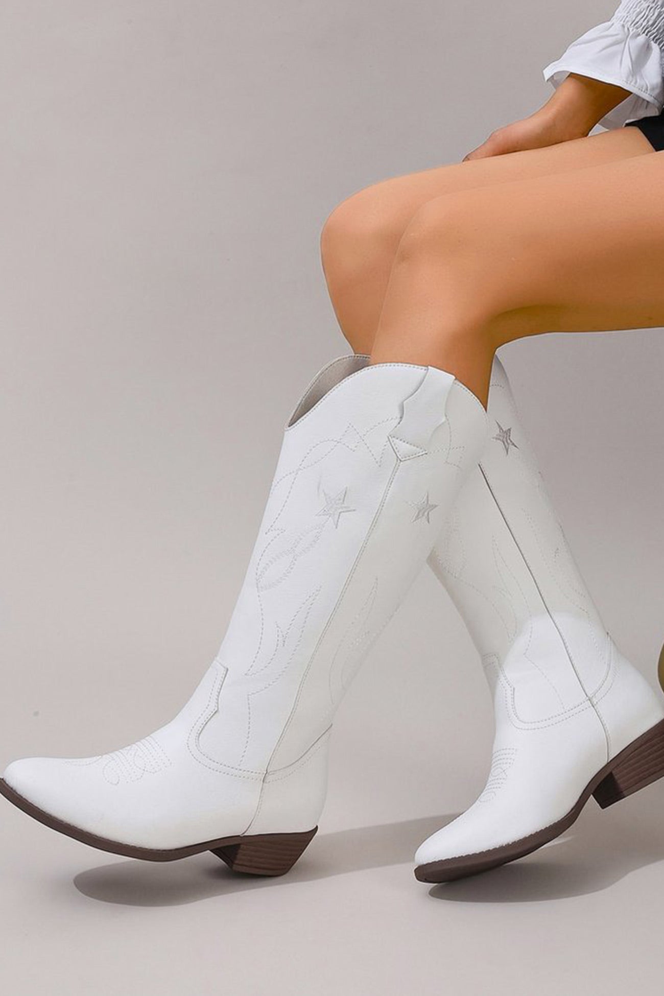 Arolora Pentagram Embroidered Chunky Heel Western Boots