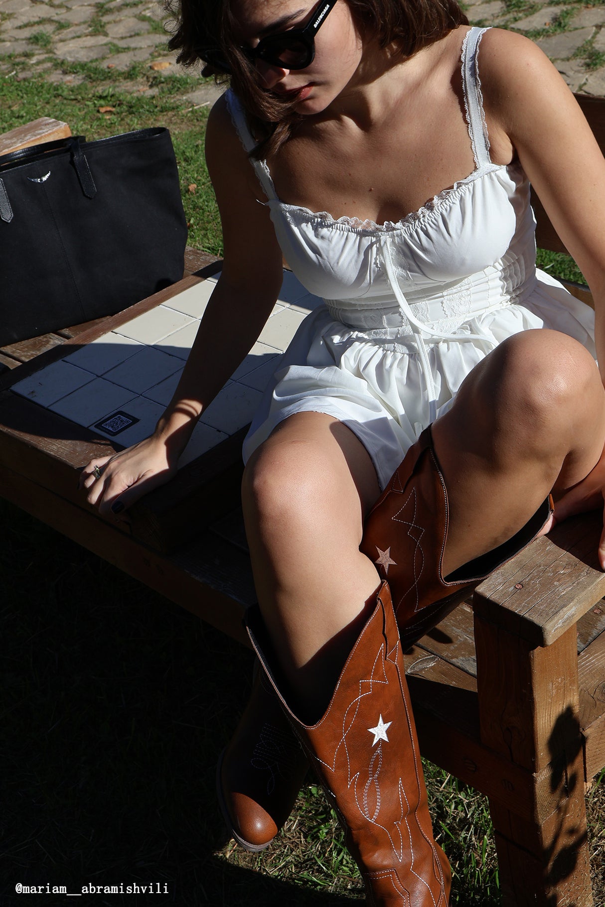 Pentagram Embroidered Chunky Heel Western Boots