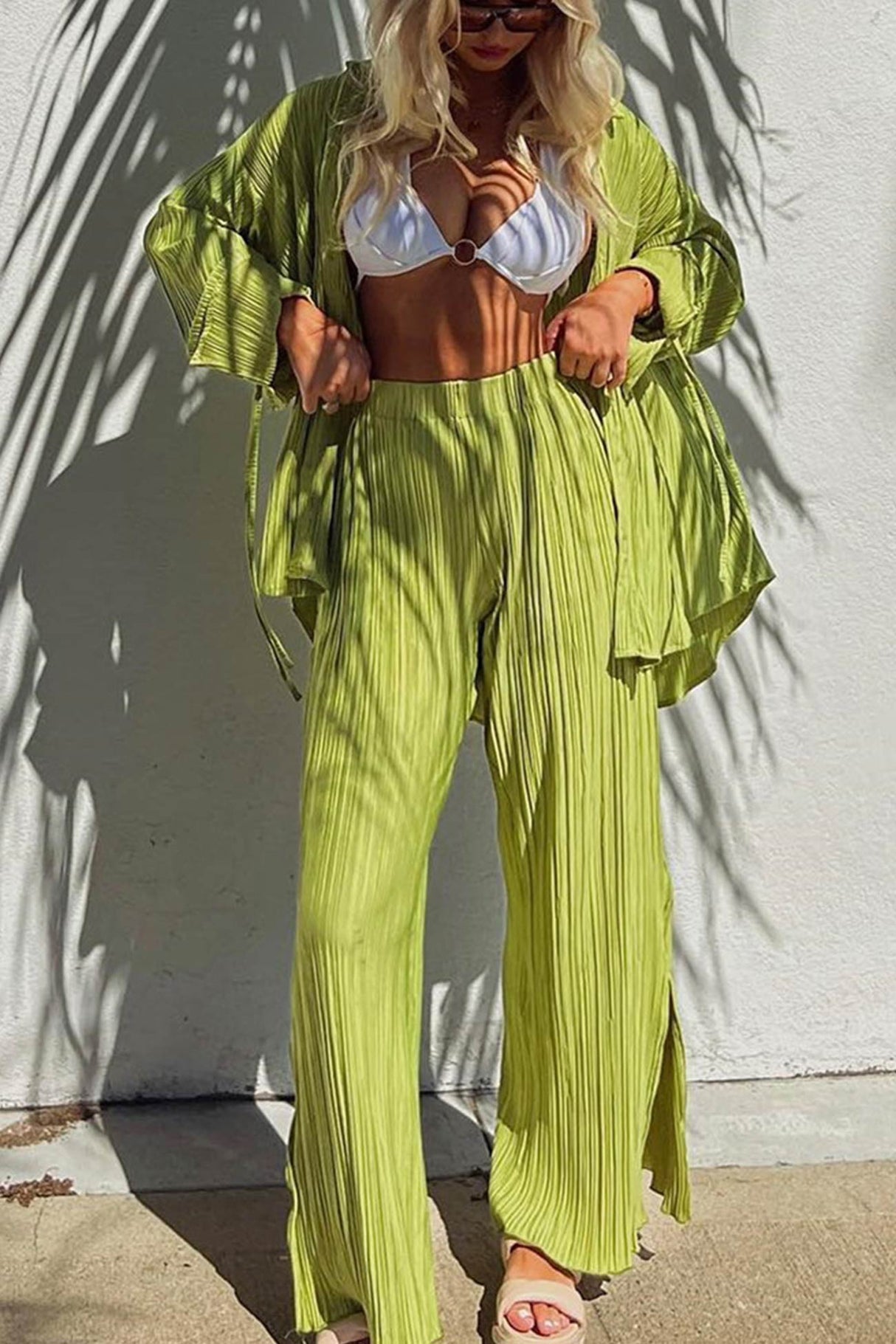 Arolora pleated-blouse-slit-long-pants-set