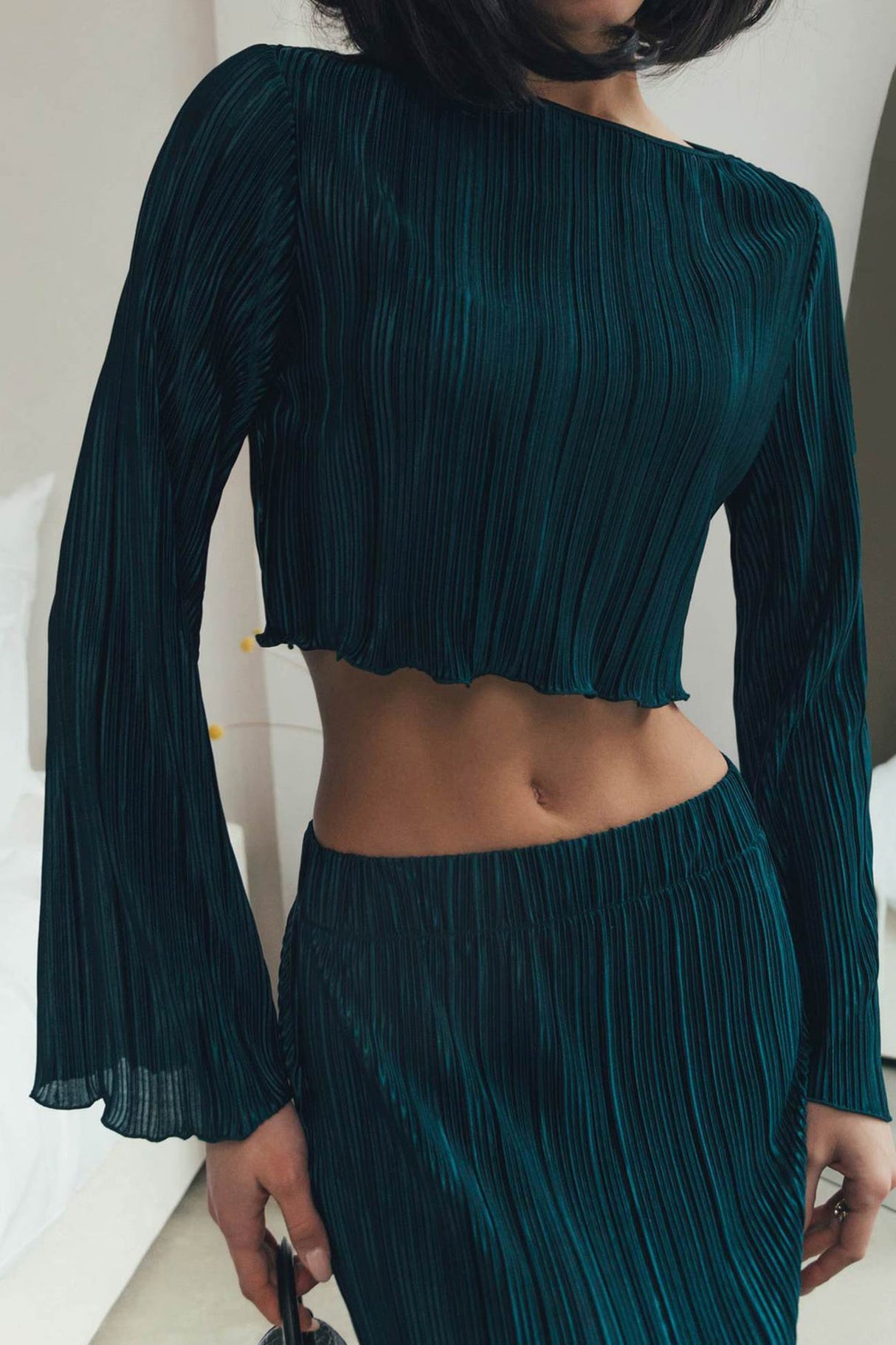 Pleated Flares Sleeve Crop Top Midi Skirt Suits