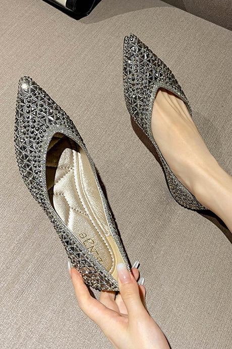 Arolora pointed-rhinestone-flats