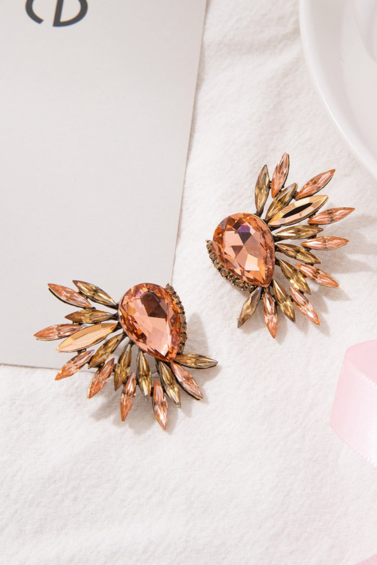 Rhinestone Wing Shape Earrings