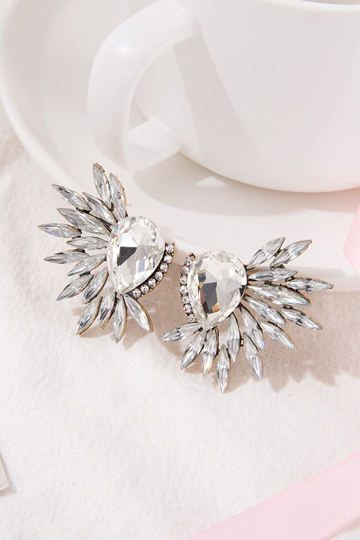 Rhinestone Wing Shape Earrings
