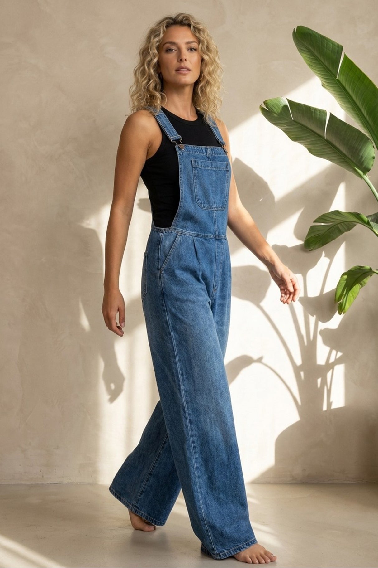 Sleeveless Pocket Front Loose Denim Jumpsuits