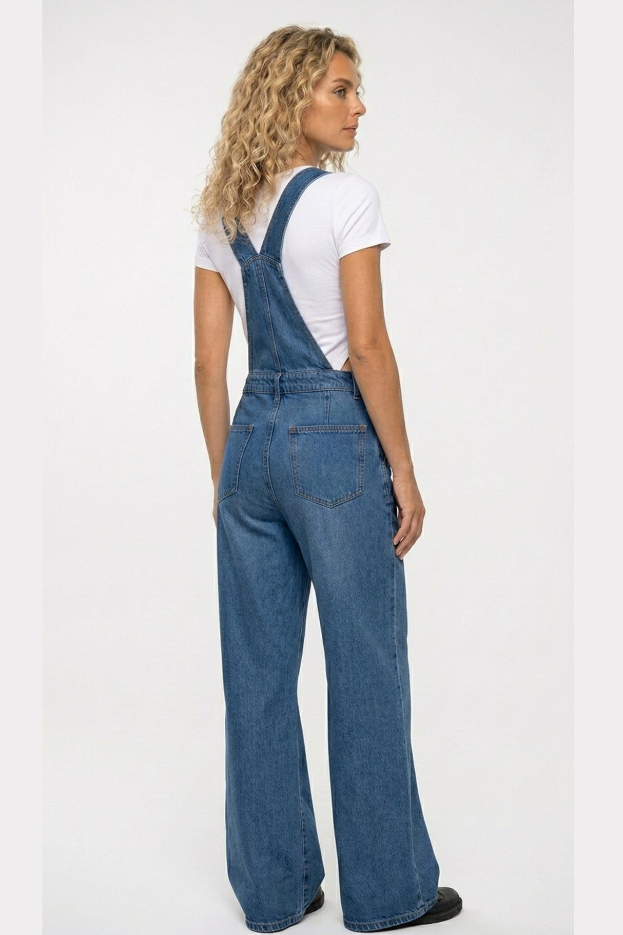 Sleeveless Pocket Front Loose Denim Jumpsuits