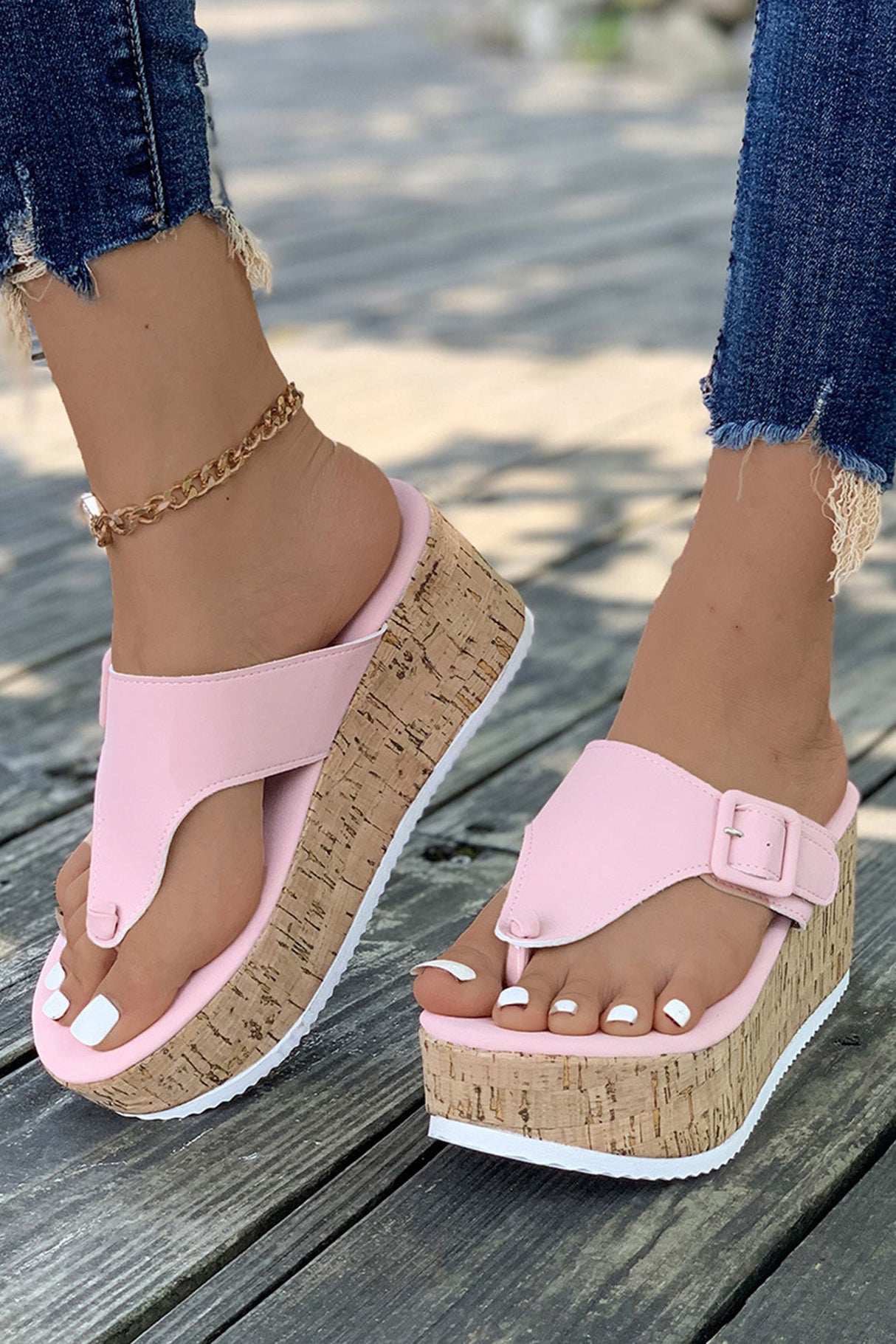 Solid Buckle Thick Sole Thong Sandals